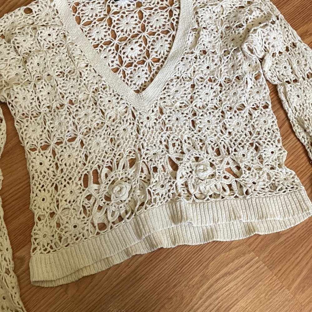 Marnie West Crotchet Top - Picture 4 of 9